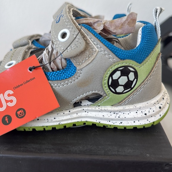 Boys Double Adjustable Strap Sandals with Soccer design - Picture 13 of 13